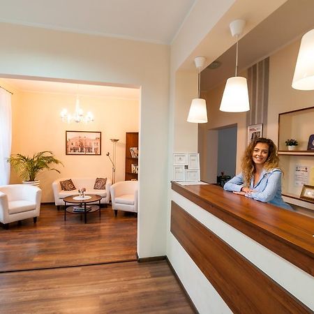 Lew Hostel Иновроцлав Екстериор снимка