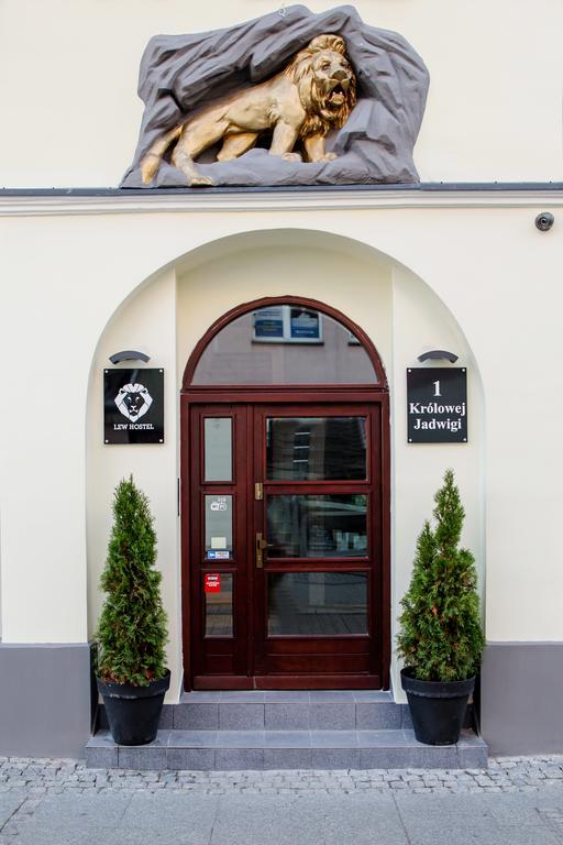 Lew Hostel Иновроцлав Екстериор снимка