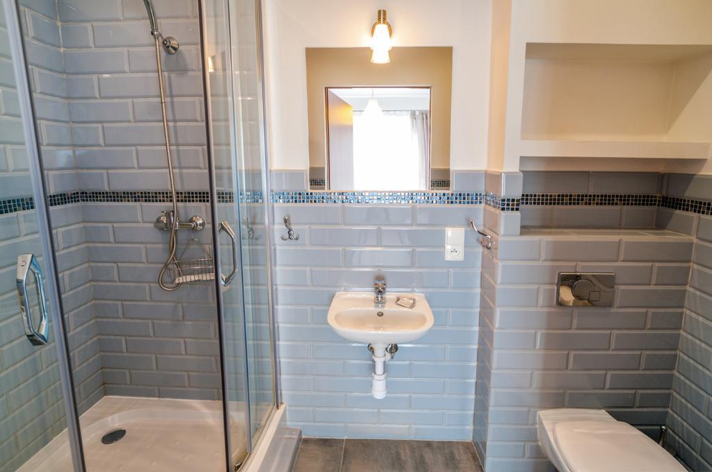 Lew Hostel Иновроцлав Екстериор снимка